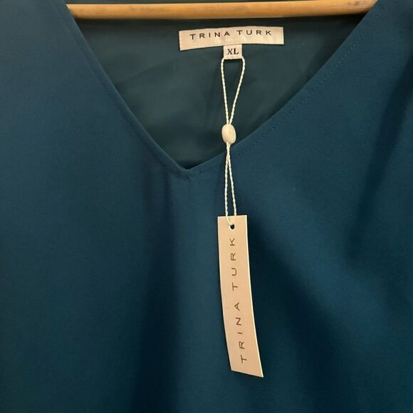 Trina Turk NWT Enamel 3/4 Bell Sleeve Chic Feminine Loose Flowy Top X Large - Picture 7 of 11